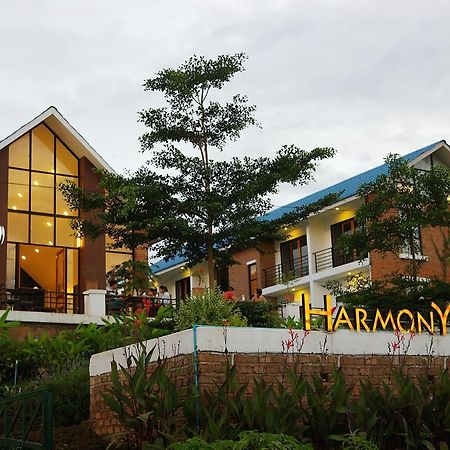 Hotel Harmony Inn Kyaukme Esterno foto